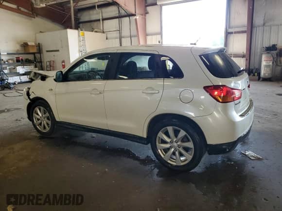 2014 Mitsubishi Outlander SE с VIN 4A4AR4AU3EE006977, выставлен на аукционе Copart как лот 80797625 с пробегом 161 513 миль миль и Чистый • Clean title. История ставок и продаж доступна на DreamBid. Изображение 2.