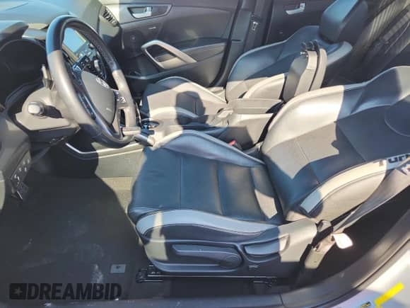 2016 Hyundai Veloster Turbo with VIN KMHTC6AE0GU257353, listed as a Copart auction lot 85751845 with 82,152 mi miles and Salvage title. Bid and sale history available at DreamBid. Image 7.