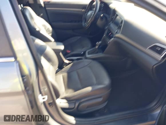 ✅ 2017 Hyundai Elantra Limited • VIN: KMHD84LF2HU194046 • Lot: 43465527. Listed on IAAI with 114,758 mi. Free auction sales archive from the USA and detailed vehicle history report at DreamBid. Image 5.