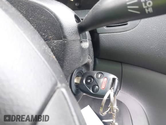 2007 Honda Accord VP with VIN 1HGCM56197A227305, listed as a IAAI auction lot 41148216 with 177,497 mi miles and . Bid and sale history available at DreamBid. Image 11.