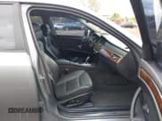 ✅ 2008 BMW 5 Series 535i • VIN: WBANW13588CN56503 • Lot: 43513526. Wystawiony na IAAI z przebiegiem 175 424 mil. Bezpłatny archiwum sprzedaży aukcyjnych z USA i szczegółowy raport historii pojazdu na DreamBid. Zdjęcie 5.