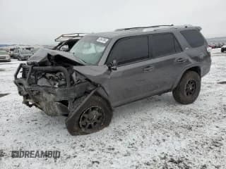 ✅ 2016 Toyota 4Runner Limited • VIN: JTEBU5JR8G5284591 • Лот: 83647094. Опубликован ранее на Copart с пробегом Не указан. Бесплатный доступ к архиву аукционных продаж из США и подробный отчёт об истории автомобиля на DreamBid. Изображение 1.