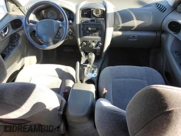 2002 Hyundai Santa Fe GLS с VIN KM8SC13DX2U329705, выставлен на аукционе Copart как лот 48986355 с пробегом 118 502 миль миль и Списание • Salvage title. История ставок и продаж доступна на DreamBid. Изображение 8.