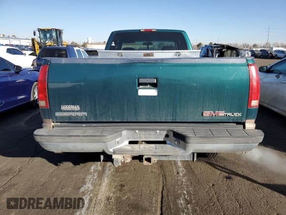 ✅ 1997 GMC Sierra 2500 • VIN: 1GTGC29J0VE541668 • Лот: 43625795. Опубликован ранее на Copart с пробегом 68 131 миль. Бесплатный доступ к архиву аукционных продаж из США и подробный отчёт об истории автомобиля на DreamBid. Изображение 6.