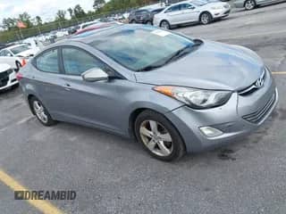 2013 Hyundai Elantra GLS z VIN KMHDH4AE9DU523071, wystawiony jako IAAI lot #43586642 z przebiegiem 176 733 mil mil oraz . Historia ofert i sprzedaży dostępna na DreamBid. Obrazek 1.