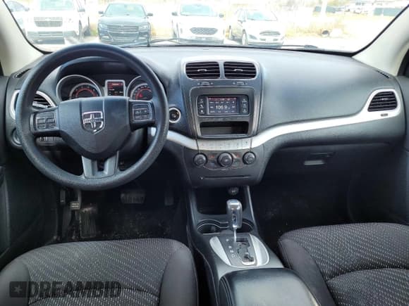 ✅ 2015 Dodge Journey American Value • VIN: 3C4PDCAB7FT612874 • Lot: 92045085. Wystawiony na Copart z przebiegiem 254 648 mil. Bezpłatny archiwum sprzedaży aukcyjnych z USA i szczegółowy raport historii pojazdu na DreamBid. Zdjęcie 9.