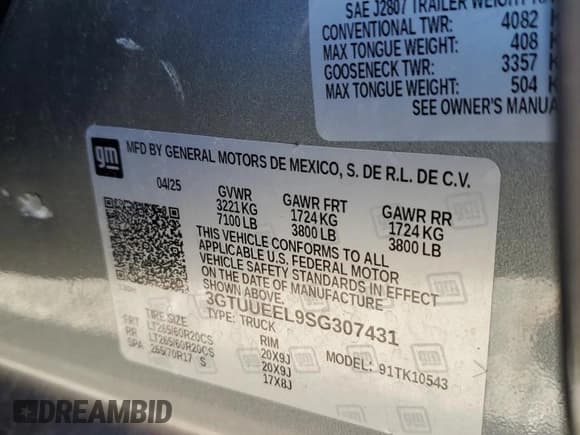 ✅ 2025 GMC Sierra 1500 AT4 • VIN: 3GTUUEEL9SG307431 • Lot: 82648465. Wystawiony na Copart z przebiegiem 12 566 mil. Bezpłatny archiwum sprzedaży aukcyjnych z USA i szczegółowy raport historii pojazdu na DreamBid. Zdjęcie 12.