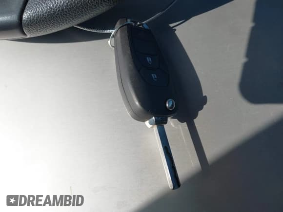 ✅ 2021 Chevrolet Trax LS • VIN: KL7CJNSB1MB358513 • Lot: 43753020. Listed on IAAI with 37,049 mi. Free auction sales archive from the USA and detailed vehicle history report at DreamBid. Image 11.