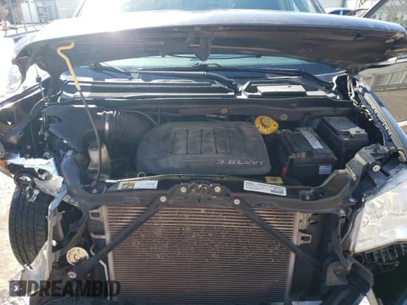 ✅ 2015 Chrysler Town & Country Limited • VIN: 2C4RC1JGXFR700011 • Лот: 56692555. Опубликован ранее на Copart с пробегом 147 057 миль. Бесплатный доступ к архиву аукционных продаж из США и подробный отчёт об истории автомобиля на DreamBid. Изображение 12.