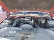 ✅ 2004 GMC Sierra 1500 • VIN: 1GTEC19X24Z323812 • Lot: 43566496. Wystawiony na IAAI z przebiegiem 224 128 mil. Bezpłatny archiwum sprzedaży aukcyjnych z USA i szczegółowy raport historii pojazdu na DreamBid. Zdjęcie 10.