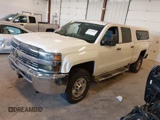 ✅ 2016 Chevrolet Silverado 2500HD Work Truck • VIN: 1GC1KUEG8GF104724 • Lot: 43374467. Wystawiony na IAAI z przebiegiem Nie podano. Bezpłatny archiwum sprzedaży aukcyjnych z USA i szczegółowy raport historii pojazdu na DreamBid. Zdjęcie 2.