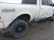 ✅ 2017 Ram 2500 Laramie • VIN: 3C6UR5FL7HG749723 • Lot: 41523969. Wystawiony na IAAI z przebiegiem 133 622 mil. Bezpłatny archiwum sprzedaży aukcyjnych z USA i szczegółowy raport historii pojazdu na DreamBid. Zdjęcie 6.