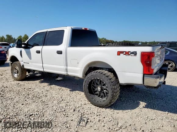 ✅ 2019 Ford F-250 Platinum • VIN: 1FT7W2BT7KEF18113 • Лот: 86449955. Опубликован ранее на Copart с пробегом 128 528 миль. Бесплатный доступ к архиву аукционных продаж из США и подробный отчёт об истории автомобиля на DreamBid. Изображение 2.
