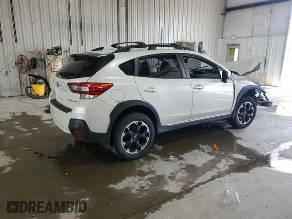 ✅ 2022 Subaru Crosstrek Premium • VIN: JF2GTACC6NG276684 • Lot: 61172375. Listed on Copart with 40,808 mi. Free auction sales archive from the USA and detailed vehicle history report at DreamBid. Image 3.