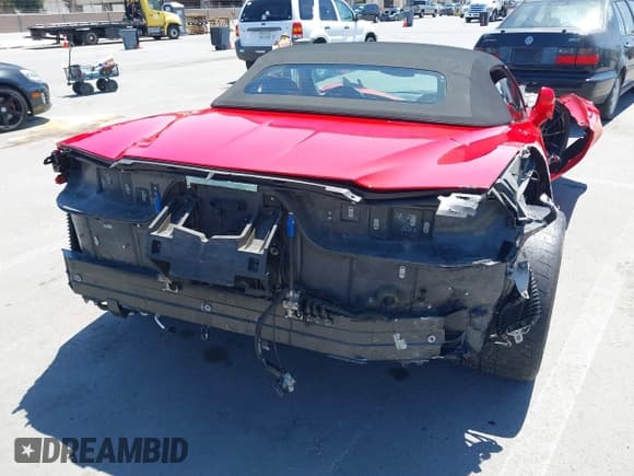 ✅ 2017 Chevrolet Corvette • VIN: 1G1YT3D62H5604070 • Лот: 42282698. Опубликован ранее на IAAI с пробегом Не указан. Бесплатный доступ к архиву аукционных продаж из США и подробный отчёт об истории автомобиля на DreamBid. Изображение 18.