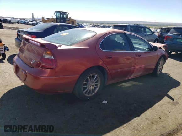 ✅ 2002 Chrysler 300M M • VIN: 2C3HE66G72H196727 • Lot: 72334324. Wystawiony na Copart z przebiegiem Nie podano. Bezpłatny archiwum sprzedaży aukcyjnych z USA i szczegółowy raport historii pojazdu na DreamBid. Zdjęcie 3.