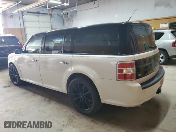 ✅ 2016 Ford Flex SEL • VIN: 2FMHK6C85GBA17205 • Лот: 81402335. Опубликован ранее на Copart с пробегом 161 871 миль. Бесплатный доступ к архиву аукционных продаж из США и подробный отчёт об истории автомобиля на DreamBid. Изображение 2.