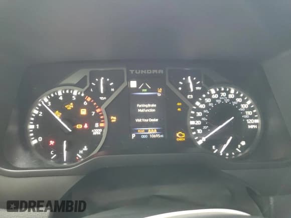 ✅ 2024 Toyota Tundra SR5 • VIN: 5TFLA5DB5RX181538 • Лот: 48746255. Опубликован ранее на Copart с пробегом 10 695 миль. Бесплатный доступ к архиву аукционных продаж из США и подробный отчёт об истории автомобиля на DreamBid. Изображение 9.