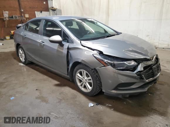 ✅ 2017 Chevrolet Cruze LT • VIN: 1G1BE5SM1H7234537 • Lot: 62769513. Listed on Copart with 84,013 mi. Free auction sales archive from the USA and detailed vehicle history report at DreamBid. Image 4.