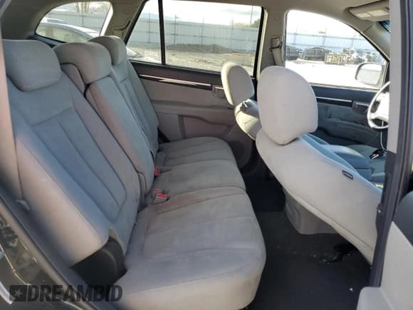 ✅ 2009 Hyundai Santa Fe GLS • VIN: 5NMSG73D29H289455 • Lot: 77405354. Listed on Copart with 194,767 mi. Free auction sales archive from the USA and detailed vehicle history report at DreamBid. Image 10.