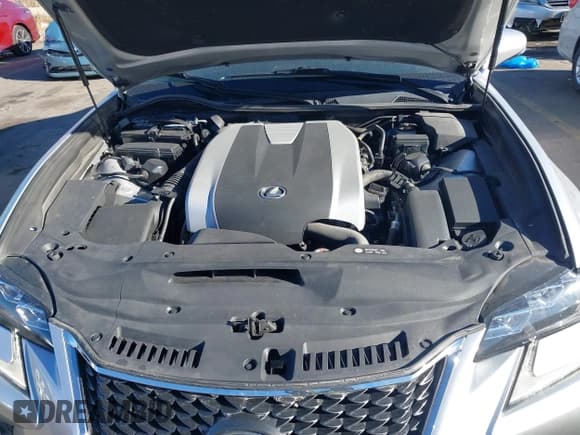 ✅ 2018 Lexus GS 350 • VIN: JTHCZ1BL1JA009946 • Лот: 43797150. Опубликован ранее на IAAI с пробегом 71 617 миль. Бесплатный доступ к архиву аукционных продаж из США и подробный отчёт об истории автомобиля на DreamBid. Изображение 10.