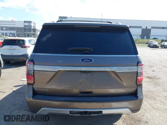 ✅ 2018 Ford Expedition Max Platinum • VIN: 1FMJK1LT0JEA02647 • Lot: 43399157. Listed on IAAI with 125,944 mi. Free auction sales archive from the USA and detailed vehicle history report at DreamBid. Image 16.