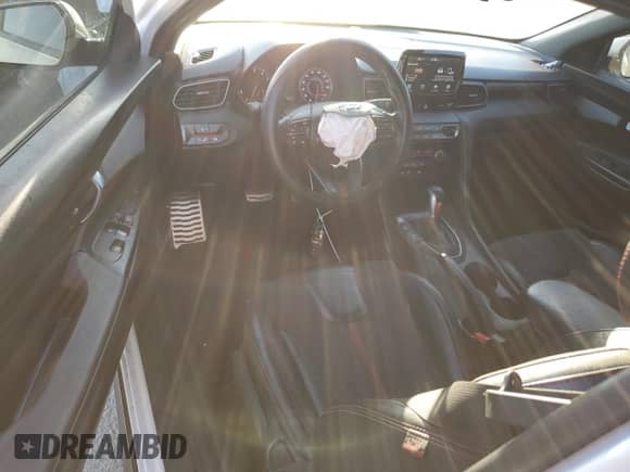 2019 Hyundai Veloster Turbo R-Spec с VIN KMHTH6AB4KU011194, выставлен на аукционе Copart как лот 76710134 с пробегом 50 026 миль миль и Списание • Salvage title. История ставок и продаж доступна на DreamBid. Изображение 8.