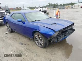 ✅ 2019 Dodge Challenger SXT • VIN: 2C3CDZGG6KH607239 • Lot: 42238314. Listed on IAAI with 139,171 mi. Free auction sales archive from the USA and detailed vehicle history report at DreamBid. Image 1.
