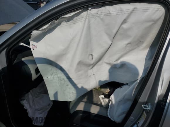 ✅ 2024 Honda HR-V LX • VIN: 3CZRZ2H34RM761609 • Lot: 67610265. Wystawiony na Copart z przebiegiem Nie podano. Bezpłatny archiwum sprzedaży aukcyjnych z USA i szczegółowy raport historii pojazdu na DreamBid. Zdjęcie 7.