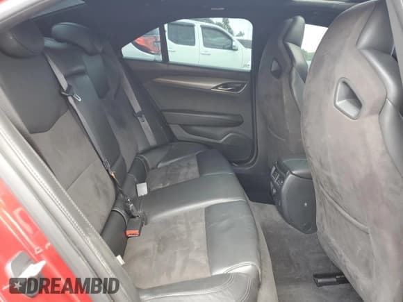 ✅ 2016 Cadillac ATS-V • VIN: 1G6AN5SY1G0136690 • Лот: 55412725. Опубликован ранее на Copart с пробегом 62 074 миль. Бесплатный доступ к архиву аукционных продаж из США и подробный отчёт об истории автомобиля на DreamBid. Изображение 10.