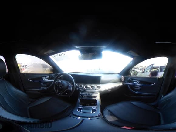 ✅ 2022 Mercedes-Benz E 350 • VIN: W1KZF8DB6NB026720 • Лот: 41603311. Опубликован ранее на IAAI с пробегом Не указан. Бесплатный доступ к архиву аукционных продаж из США и подробный отчёт об истории автомобиля на DreamBid. Изображение 18.