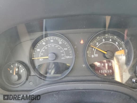 ✅ 2015 Jeep Patriot Sport • VIN: 1C4NJPBB9FD399714 • Лот: 91702445. Опубликован ранее на Copart с пробегом 132 659 миль. Бесплатный доступ к архиву аукционных продаж из США и подробный отчёт об истории автомобиля на DreamBid. Изображение 9.