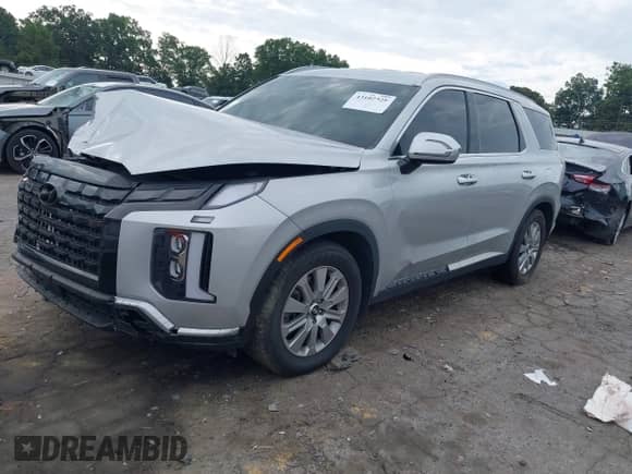 2023 Hyundai Palisade SEL с VIN KM8R24GE4PU614266, выставлен на аукционе IAAI как лот 43102928 с пробегом 71 875 миль миль и . История ставок и продаж доступна на DreamBid. Изображение 2.