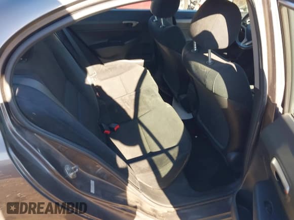 ✅ 2010 Honda Civic LX-S • VIN: 19XFA1F68AE049853 • Lot: 43597642. Listed on IAAI with 189,295 mi. Free auction sales archive from the USA and detailed vehicle history report at DreamBid. Image 8.