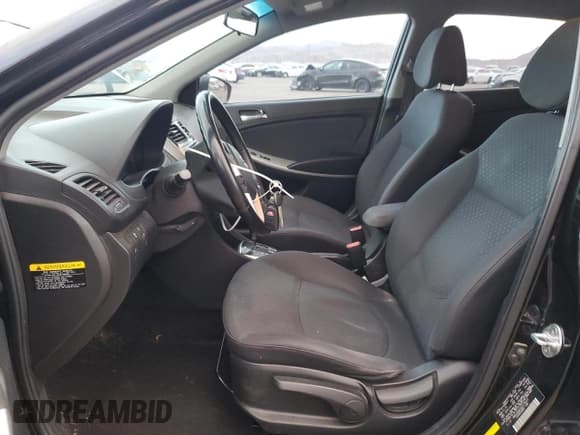 ✅ 2014 Hyundai Accent SE • VIN: KMHCU5AE3EU170423 • Лот: 76746704. Опубликован ранее на Copart с пробегом 104 112 миль. Бесплатный доступ к архиву аукционных продаж из США и подробный отчёт об истории автомобиля на DreamBid. Изображение 7.