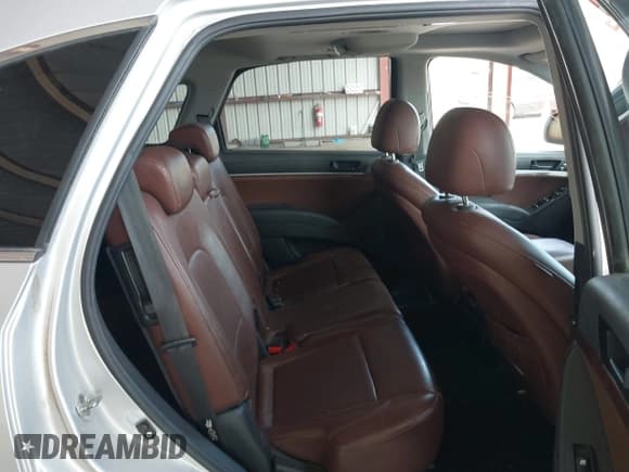 ✅ 2008 Hyundai Veracruz GLS • VIN: KM8NU73C88U045695 • Lot: 42533726. Listed on IAAI with 245,893 mi. Free auction sales archive from the USA and detailed vehicle history report at DreamBid. Image 8.