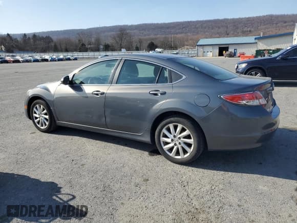 ✅ 2011 Mazda 6 i Grand Touring • VIN: 1YVHZ8CH3B5M07688 • Lot: 49133425. Listed on Copart with 210,918 mi. Free auction sales archive from the USA and detailed vehicle history report at DreamBid. Image 2.