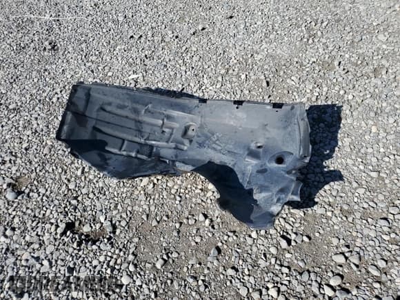 ✅ 2020 Jeep Wrangler Unlimited Rubicon • VIN: 1C4HJXFG9LW190427 • Lot: 85321445. Wystawiony na Copart z przebiegiem Nie podano. Bezpłatny archiwum sprzedaży aukcyjnych z USA i szczegółowy raport historii pojazdu na DreamBid. Zdjęcie 13.