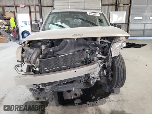 ✅ 2017 Jeep Patriot Sport • VIN: 1C4NJPBA2HD158409 • Lot: 94179595. Wystawiony na Copart z przebiegiem Nie podano. Bezpłatny archiwum sprzedaży aukcyjnych z USA i szczegółowy raport historii pojazdu na DreamBid. Zdjęcie 5.