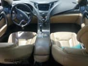 ✅ 2013 Hyundai Azera • VIN: KMHFG4JG4DA240690 • Лот: 57465565. Опубликован ранее на Copart с пробегом 164 757 миль. Бесплатный доступ к архиву аукционных продаж из США и подробный отчёт об истории автомобиля на DreamBid. Изображение 8.