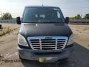 ✅ 2011 Freightliner Sprinter • VIN: WCDPE7CC3B5569920 • Лот: 59002805. Опубликован ранее на Copart с пробегом 117 006 миль. Бесплатный доступ к архиву аукционных продаж из США и подробный отчёт об истории автомобиля на DreamBid. Изображение 5.