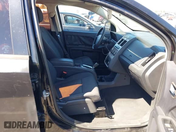 2010 Dodge Journey SE z VIN 3D4PG4FB2AT207958, wystawiony jako IAAI lot #43035194 z przebiegiem 120 227 mil mil oraz . Historia ofert i sprzedaży dostępna na DreamBid. Obrazek 5.