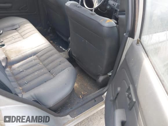 ✅ 1989 Toyota Corolla • VIN: JT2AE92W6K3214206 • Lot: 43148486. Wystawiony na IAAI z przebiegiem 229 131 mil. Bezpłatny archiwum sprzedaży aukcyjnych z USA i szczegółowy raport historii pojazdu na DreamBid. Zdjęcie 8.