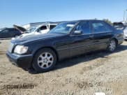 ✅ 1995 Mercedes-Benz S • VIN: WDBGA51E4SA276910 • Лот: 90687125. Опубликован ранее на Copart с пробегом 358 011 миль. Бесплатный доступ к архиву аукционных продаж из США и подробный отчёт об истории автомобиля на DreamBid. Изображение 1.