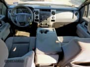 ✅ 2012 Ford F-150 XL • VIN: 1FTEW1CM9CKD85429 • Lot: 71020325. Wystawiony na Copart z przebiegiem 223 748 mil. Bezpłatny archiwum sprzedaży aukcyjnych z USA i szczegółowy raport historii pojazdu na DreamBid. Zdjęcie 8.