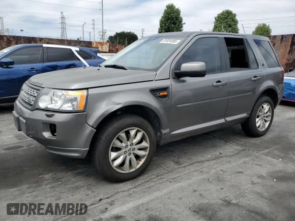 ✅ 2011 Land Rover LR2 HSE • VIN: SALFR2BN9BH255571 • Lot: 81924995. Wystawiony na Copart z przebiegiem 227 229 mil. Bezpłatny archiwum sprzedaży aukcyjnych z USA i szczegółowy raport historii pojazdu na DreamBid. Zdjęcie 1.