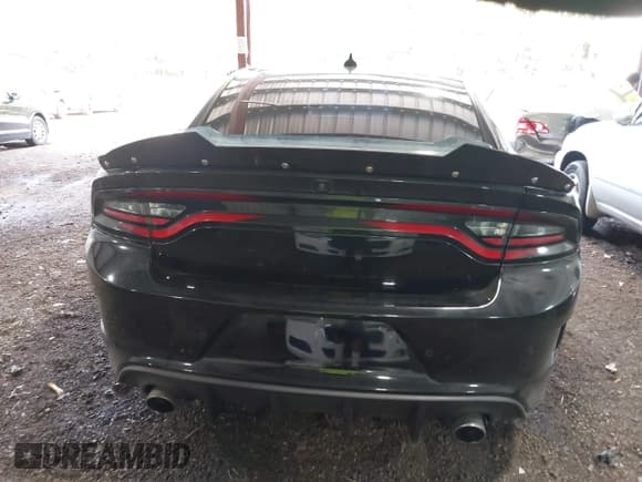 ✅ 2022 Dodge Charger R/T • VIN: 2C3CDXCT2NH109826 • Lot: 43290220. Wystawiony na IAAI z przebiegiem 86 976 mil. Bezpłatny archiwum sprzedaży aukcyjnych z USA i szczegółowy raport historii pojazdu na DreamBid. Zdjęcie 16.