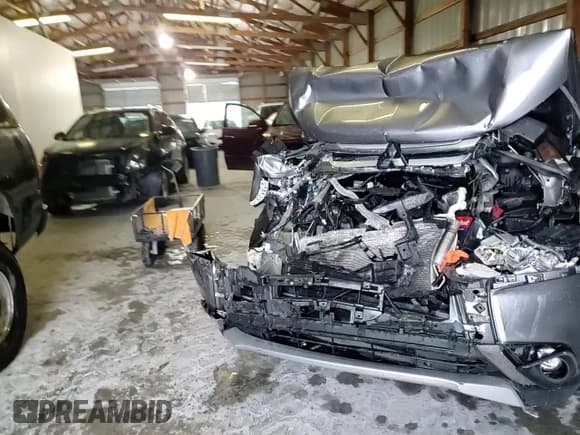 ✅ 2018 Mitsubishi Outlander ES • VIN: JA4AZ3A37JZ069683 • Lot: 89841665. Listed on Copart with Not provided. Free auction sales archive from the USA and detailed vehicle history report at DreamBid. Image 14.