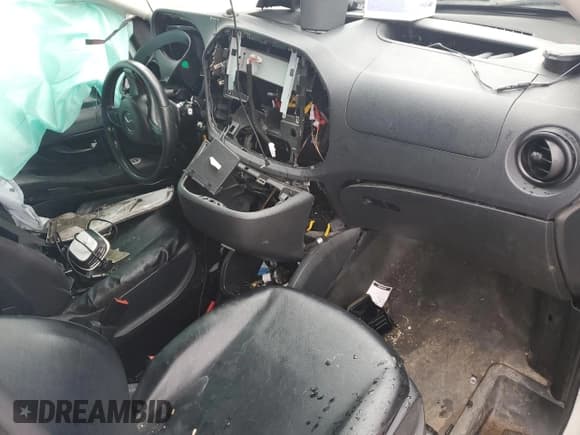 ✅ 2016 Mercedes-Benz Metris Cargo • VIN: WD3PG2EA2G3102376 • Lot: 58101085. Listed on Copart with Not provided. Free auction sales archive from the USA and detailed vehicle history report at DreamBid. Image 8.