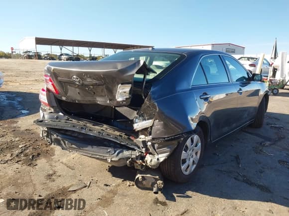 ✅ 2011 Toyota Camry LE • VIN: 4T1BF3EK3BU161825 • Lot: 43654238. Wystawiony na IAAI z przebiegiem 127 866 mil. Bezpłatny archiwum sprzedaży aukcyjnych z USA i szczegółowy raport historii pojazdu na DreamBid. Zdjęcie 6.